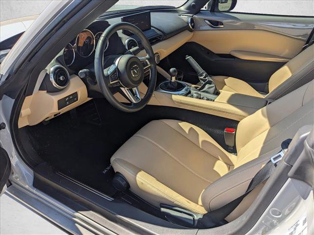 Used 2025 MAZDA MX-5 Miata RF Grand Touring RWD image 9