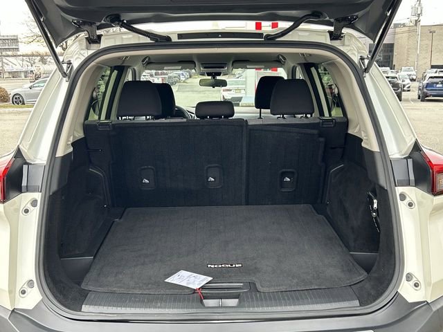 Certified 2023 Nissan Rogue SV w/ SV Premium B Package image 26