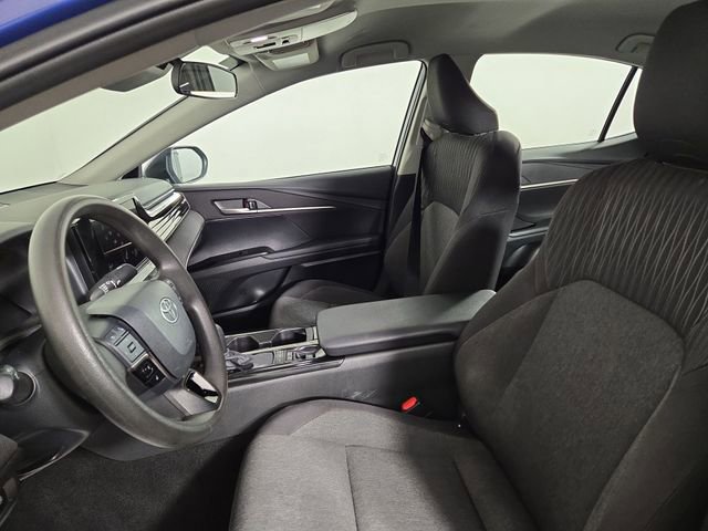 Used 2025 Toyota Camry LE FWD image 13