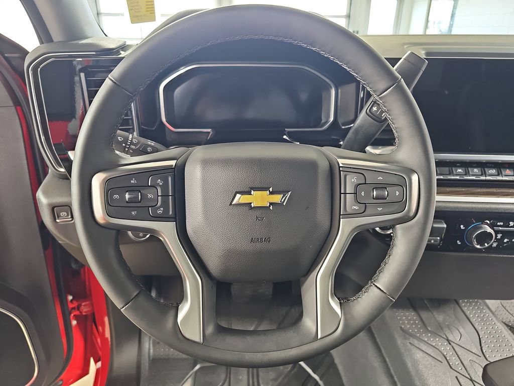 Certified 2026 Chevrolet Silverado 1500 LT image 22