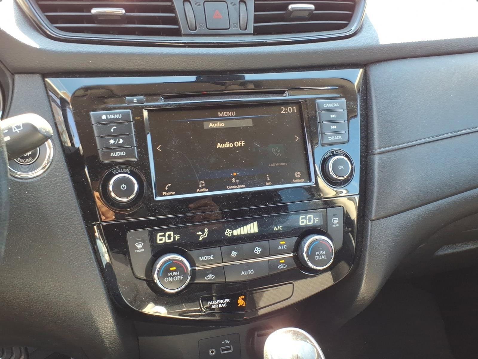 Used 2019 Nissan Rogue SV image 15