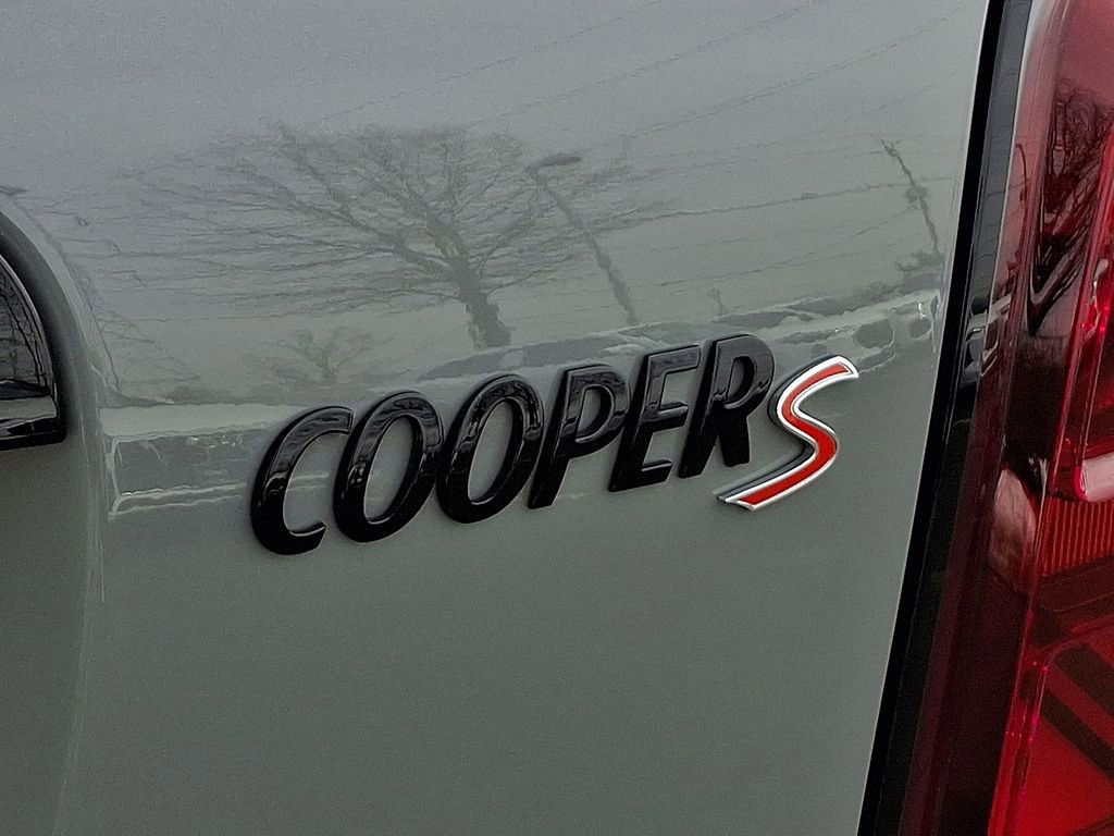 Used 2022 MINI Cooper Countryman S w/ Premium Package image 30