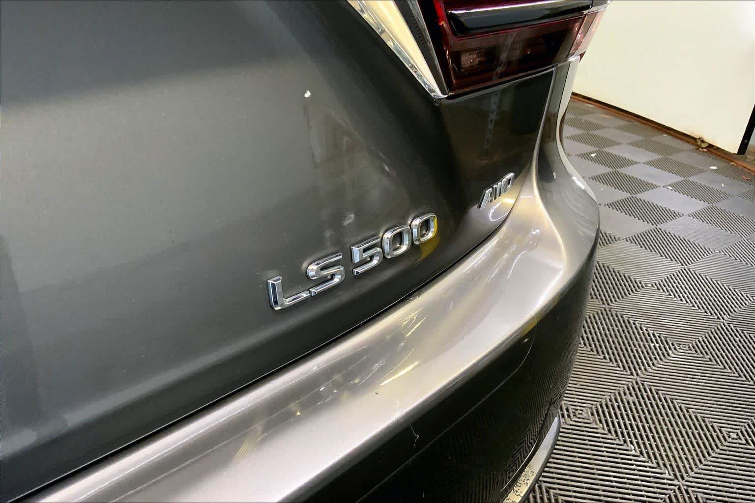 Certified 2023 Lexus LS 500 AWD w/ Interior Upgrade Package image 10