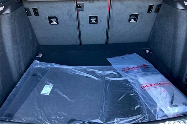 Certified 2026 Porsche Macan S image 20