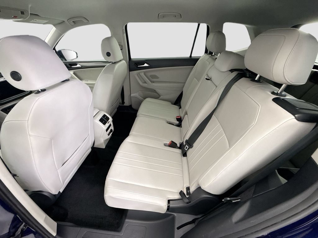 Used 2023 Volkswagen Tiguan SE FWD image 19