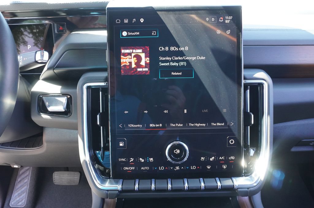 Certified 2026 GMC Yukon Denali AWD/4WD image 12
