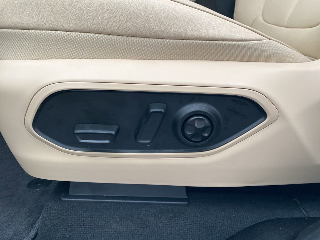 New 2025 Jeep Grand Cherokee L Limited image 13