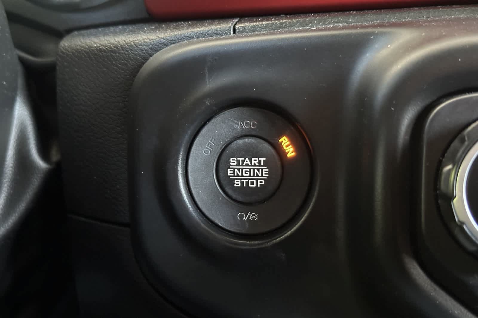 Used 2023 Jeep Wrangler Unlimited Rubicon AWD/4WD image 24