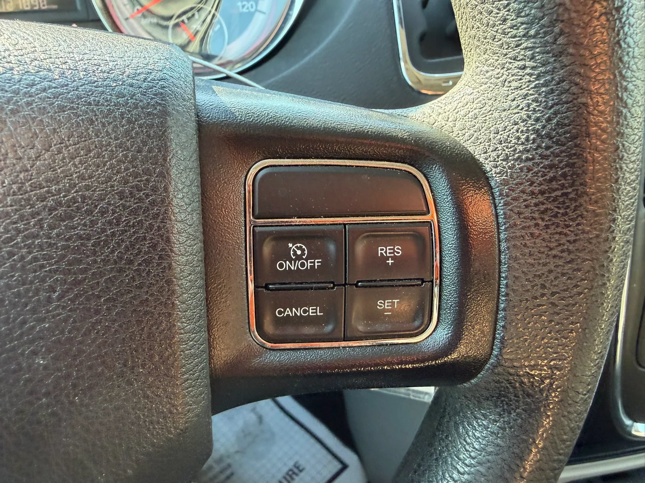 Used 2019 Dodge Grand Caravan SE w/ UConnect Hands-Free Group FWD image 14