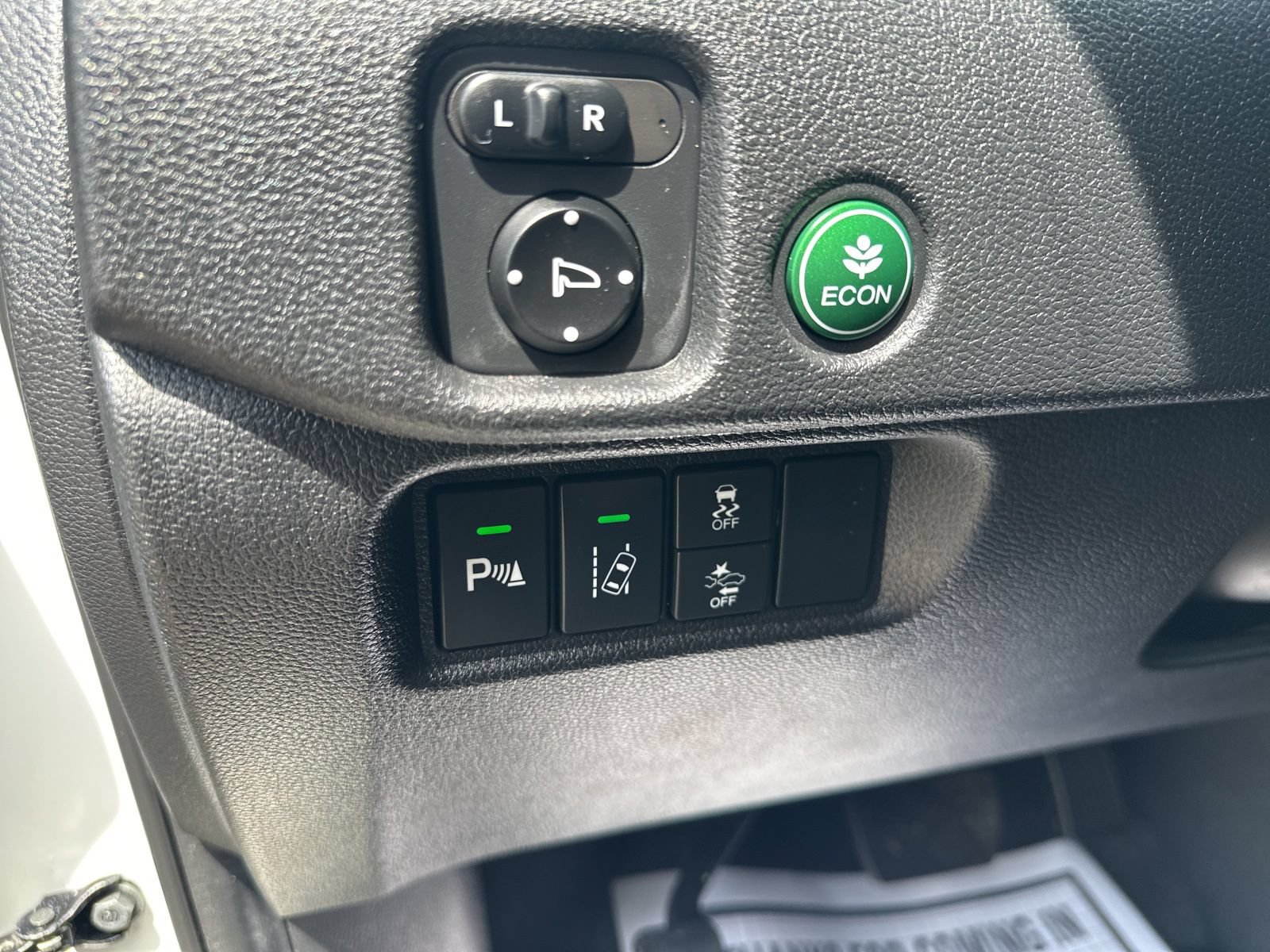 Used 2018 Honda Pilot Touring image 15