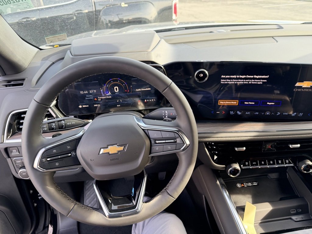 New 2026 Chevrolet Suburban Premier image 18