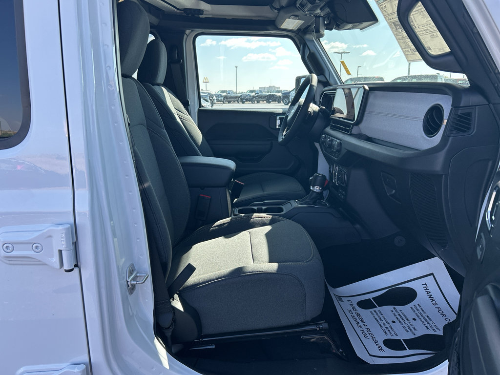 New 2025 Jeep Gladiator Sport image 15