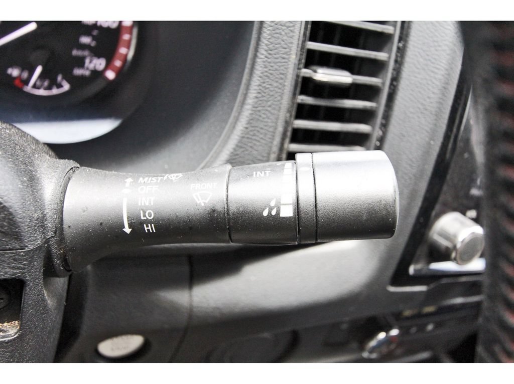 Used 2022 Nissan Frontier Pro-X RWD image 10