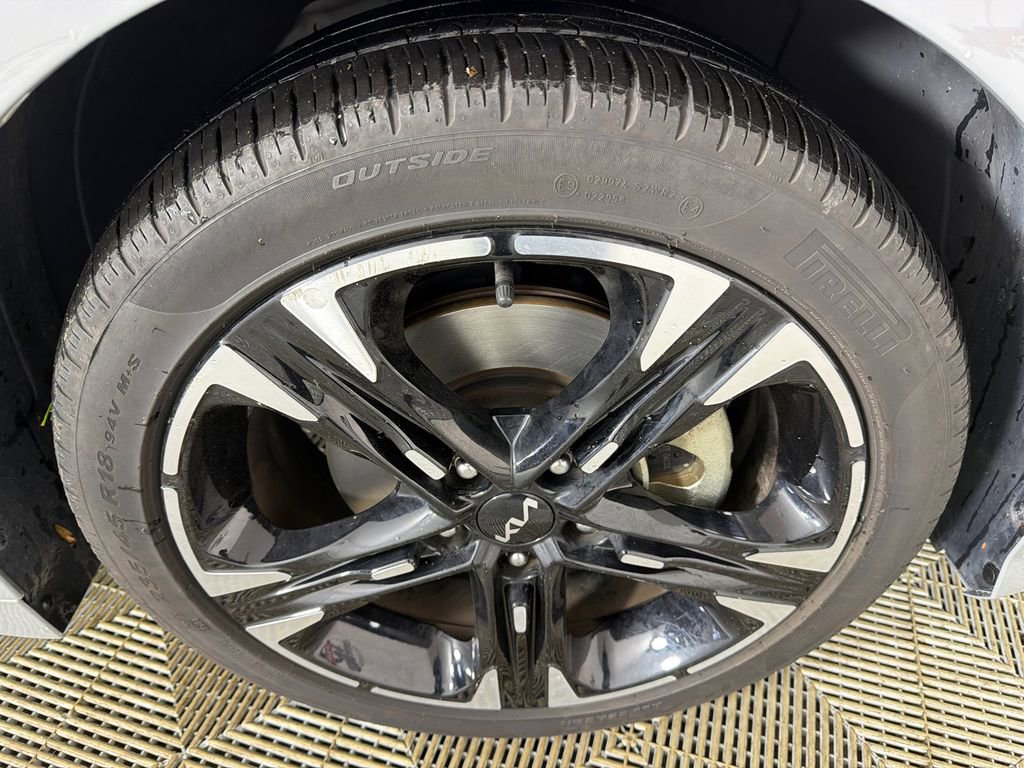 Used 2024 Kia K5 GT-Line w/ GT-Line Premium Package image 13