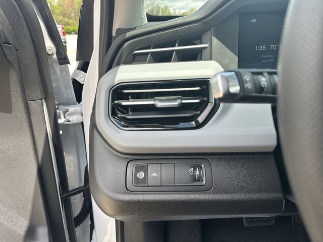 New 2027 Chevrolet Bolt LT FWD image 18