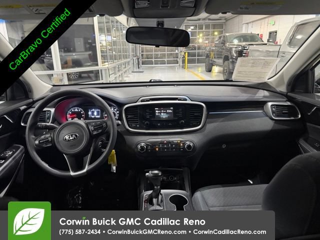 Used 2017 Kia Sorento FWD image 35