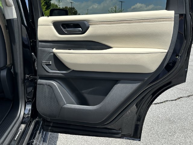New 2026 Nissan Armada Platinum AWD/4WD image 18