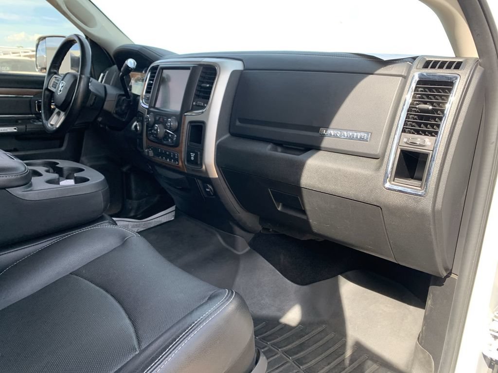 Used 2017 RAM 3500 Laramie AWD/4WD image 28