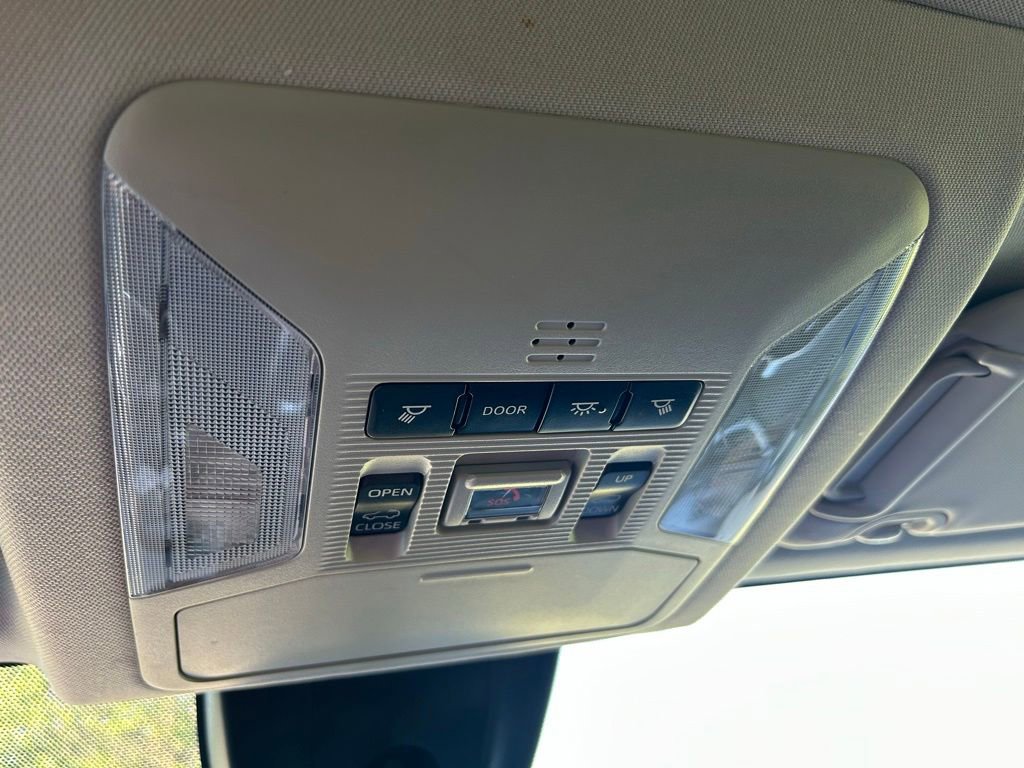 Used 2021 Toyota RAV4 XLE Premium FWD image 30