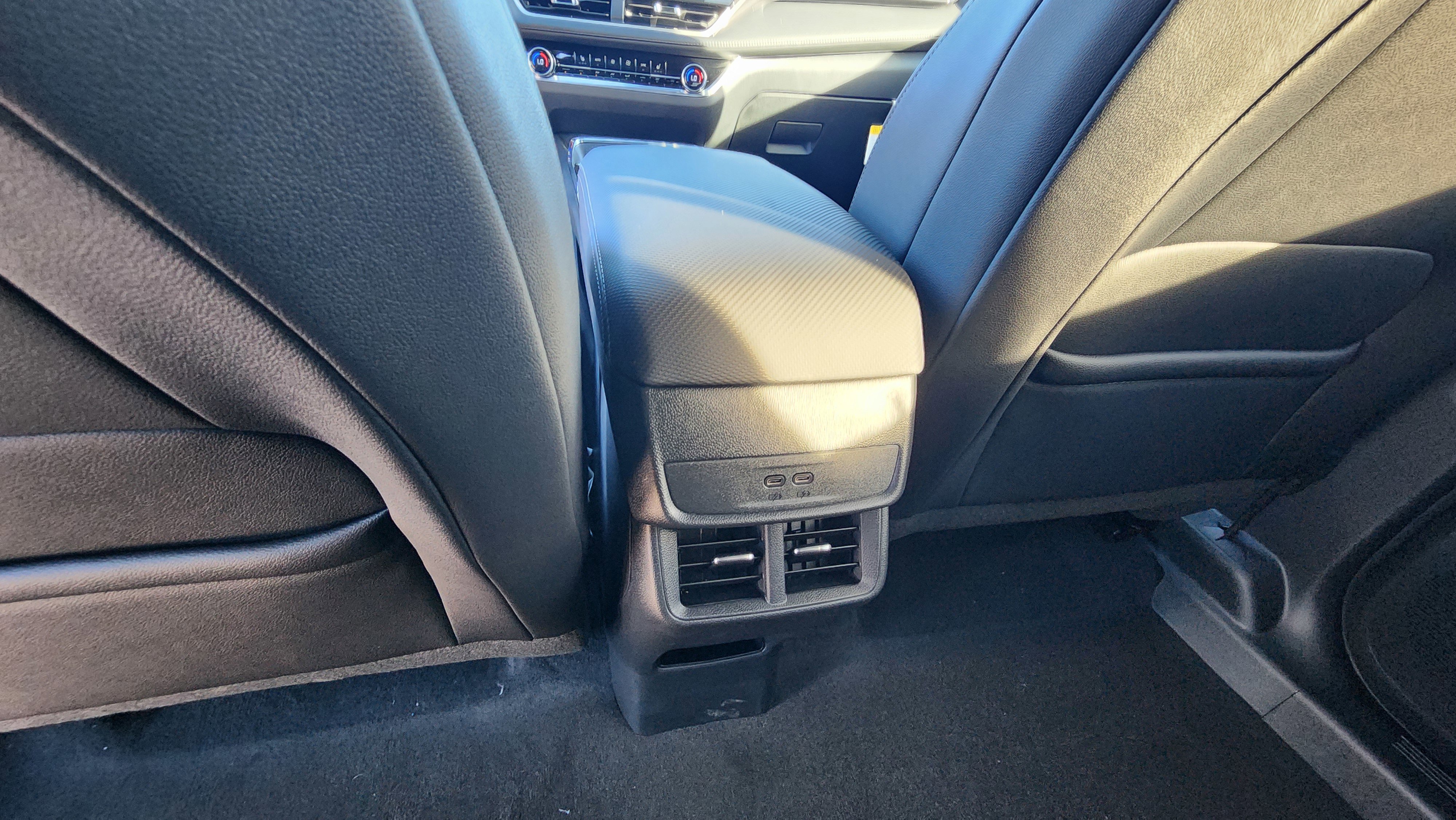 New 2026 Chevrolet Equinox LT w/ Convenience Package II image 17