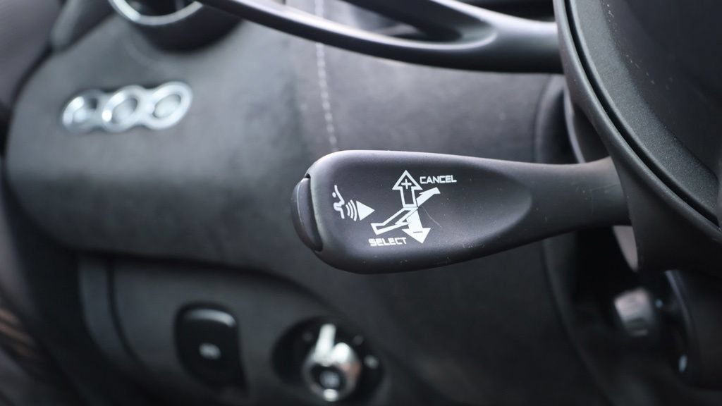 Used 2021 McLaren 720S Luxury RWD image 31