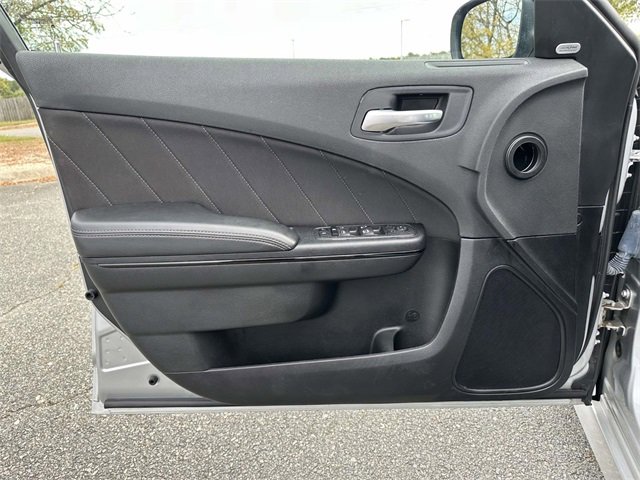 Used 2023 Dodge Charger GT w/ Blacktop Package image 16