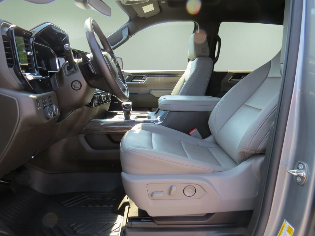 Certified 2023 Chevrolet Silverado 1500 LTZ AWD/4WD image 20