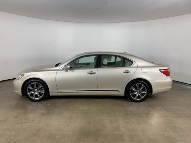 Used 2012 Lexus LS 460 AWD image 16