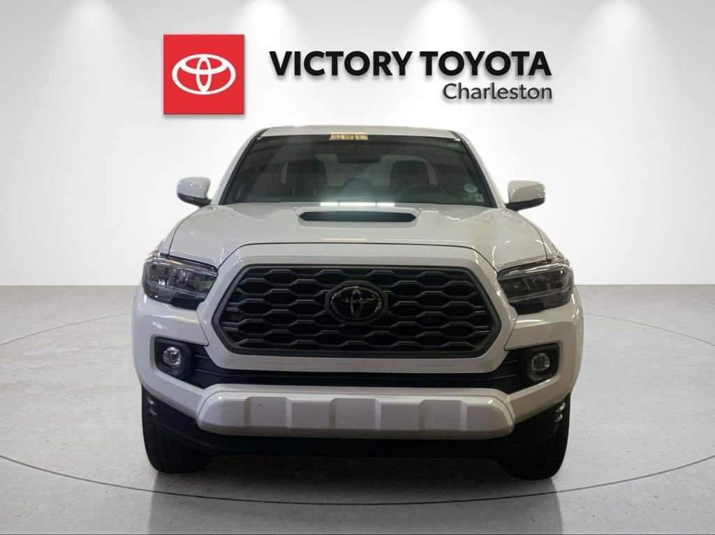 Used 2023 Toyota Tacoma TRD Sport w/ Technology Package AWD/4WD image 8