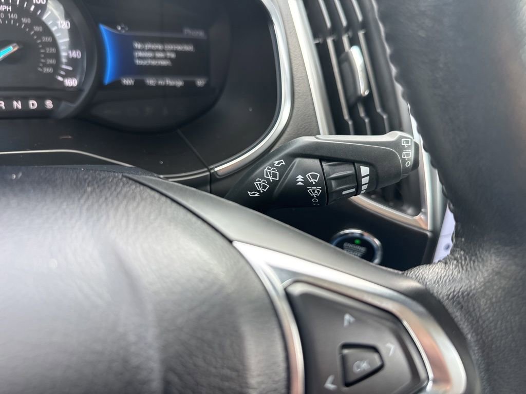 Used 2021 Ford Edge Titanium image 30