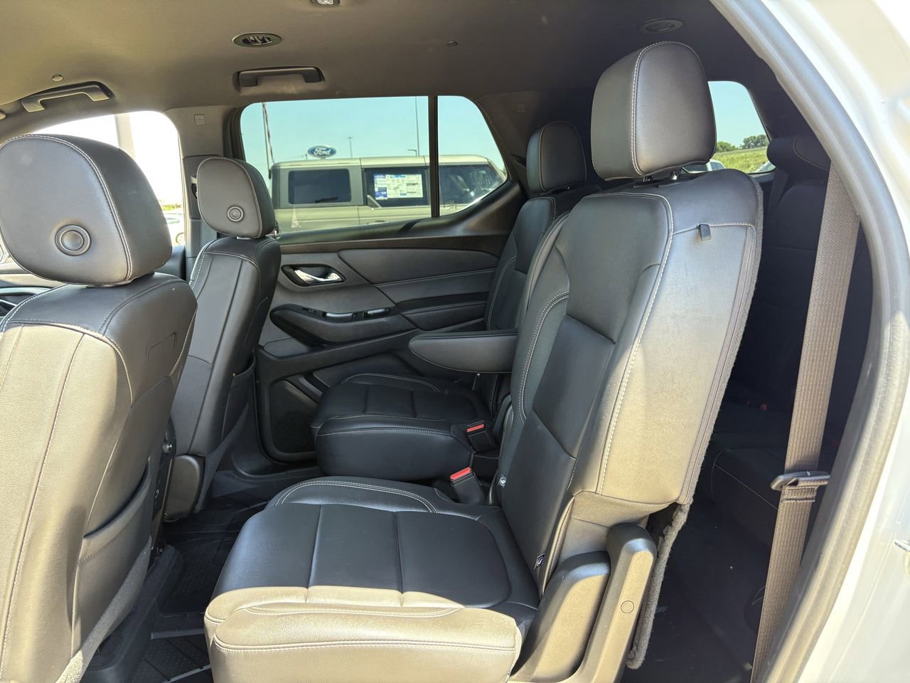 Used 2023 Chevrolet Traverse LT w/ LPO, Floor Liner Package AWD/4WD image 27