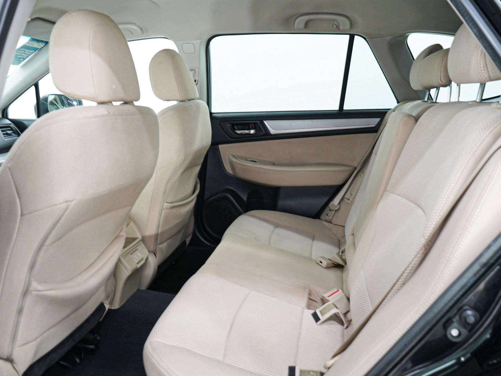 Used 2019 Subaru Outback 2.5i Premium image 14
