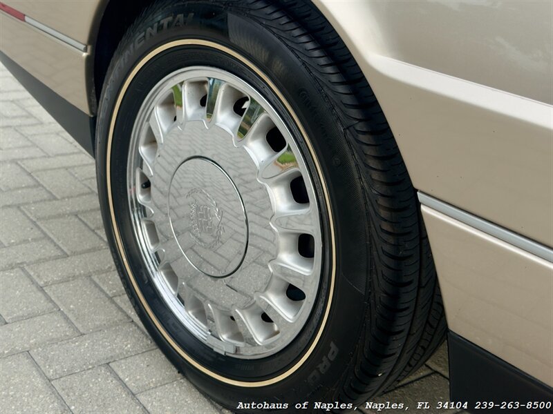 Used 1993 Cadillac Allante FWD image 14