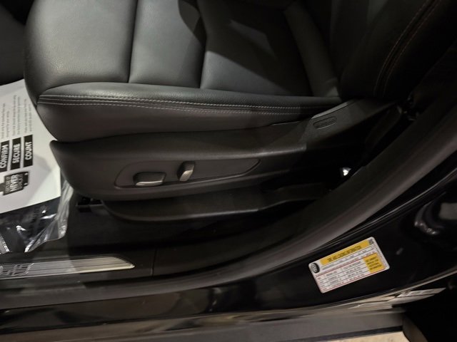 Used 2024 Cadillac XT5 Luxury w/ LPO, Floor Liner Package image 11