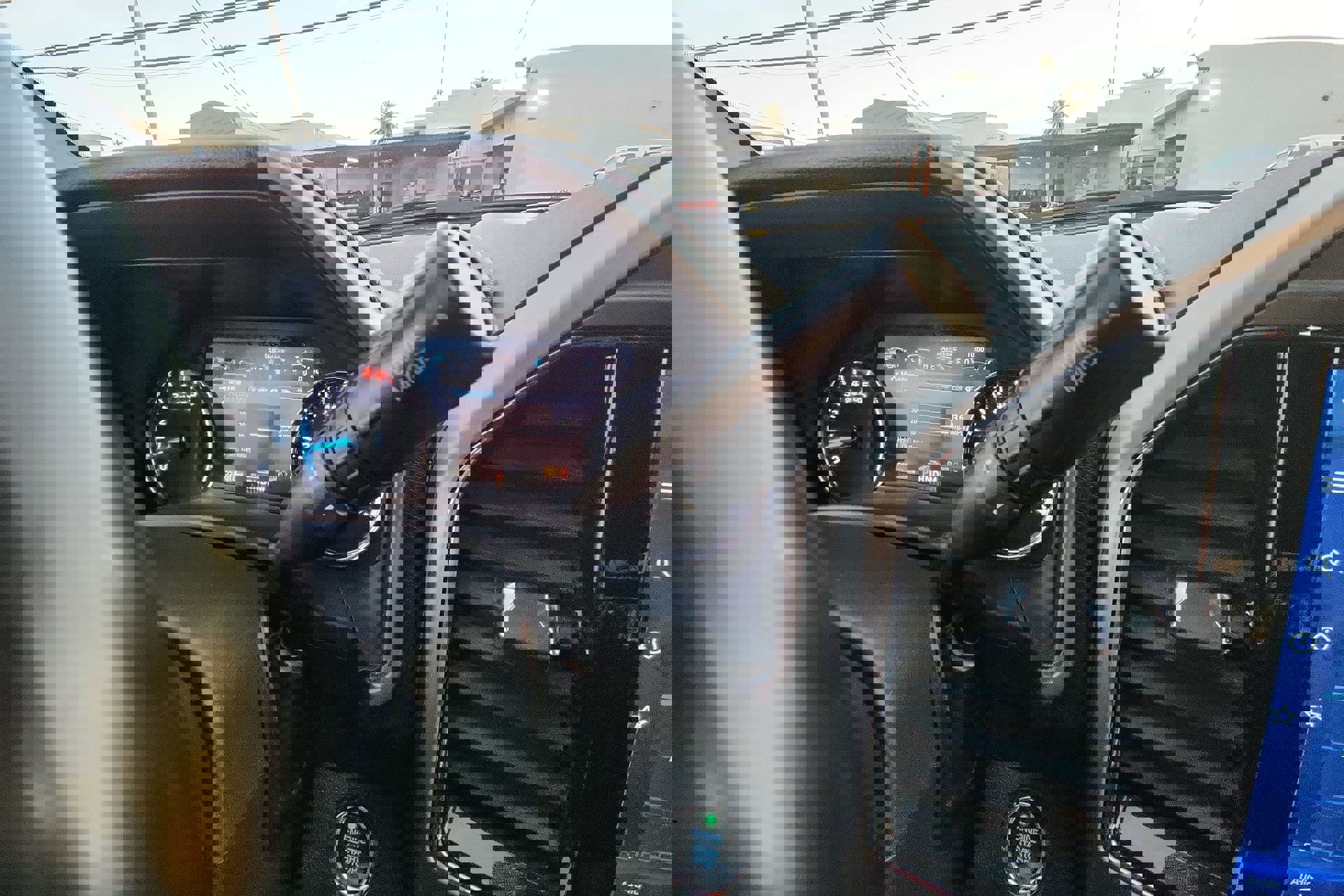 Used 2022 Ford F450 Platinum w/ FX4 Off-Road Package image 20