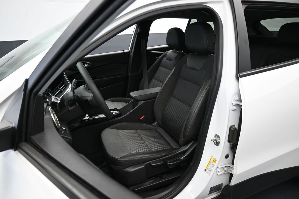 Used 2024 Chevrolet Trax LT FWD image 10