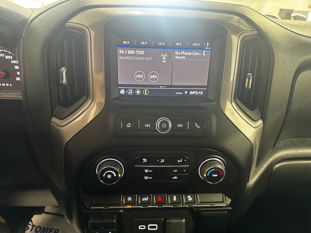 Used 2022 Chevrolet Silverado 1500 Custom Trail Boss w/ LPO, Dark Essentials Package AWD/4WD image 13