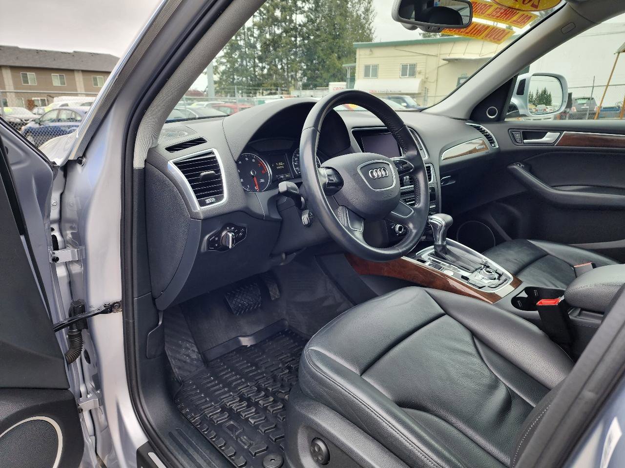 Used 2016 Audi Q5 2.0T Premium Plus w/ Technology Package AWD/4WD image 12