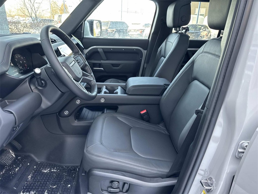 New 2026 Land Rover Defender 110 S image 19