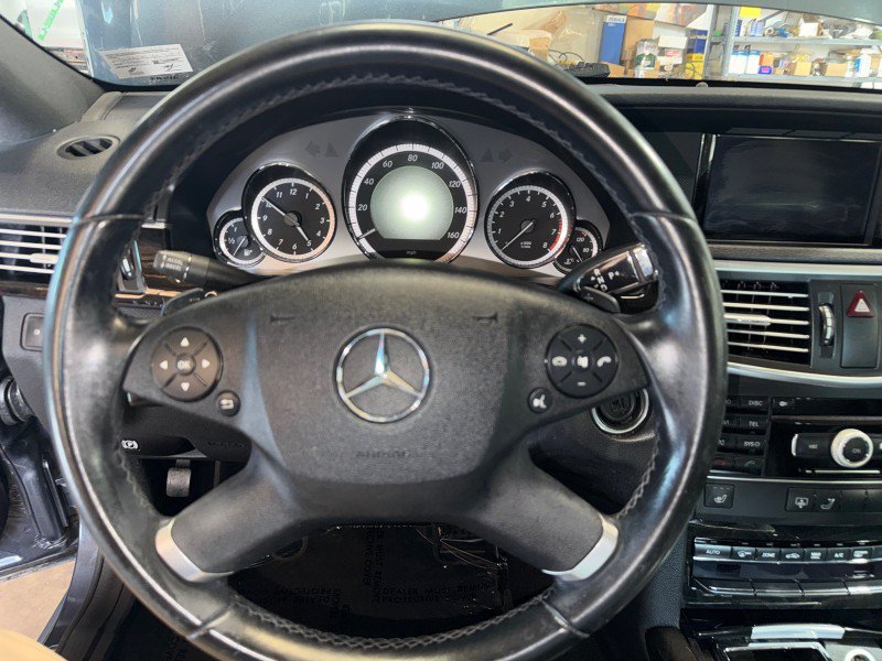 Used 2017 Mercedes-Benz E 300 4MATIC image 42
