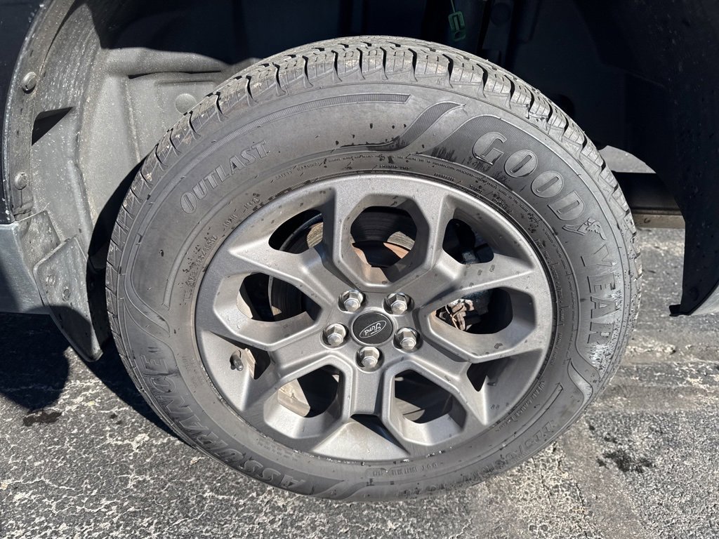 Used 2022 Ford Maverick XLT image 45