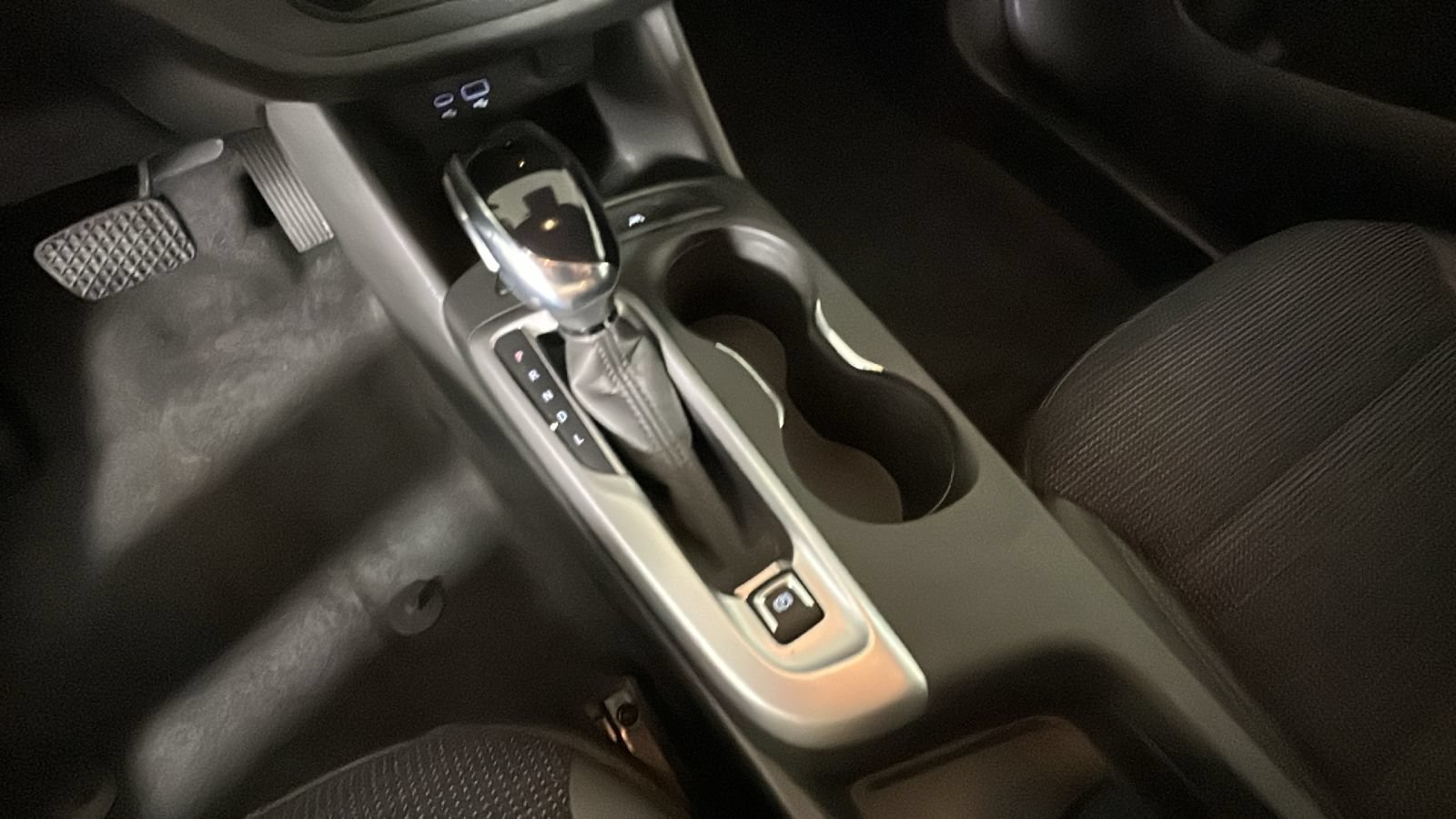 Used 2025 Buick Envista Sport Touring FWD image 24