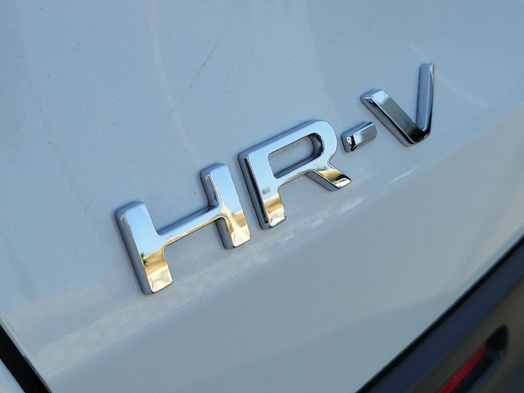 Certified 2025 Honda HR-V Sport image 8