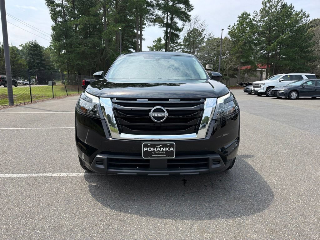 Certified 2024 Nissan Pathfinder S w/ Cargo Package AWD/4WD image 3
