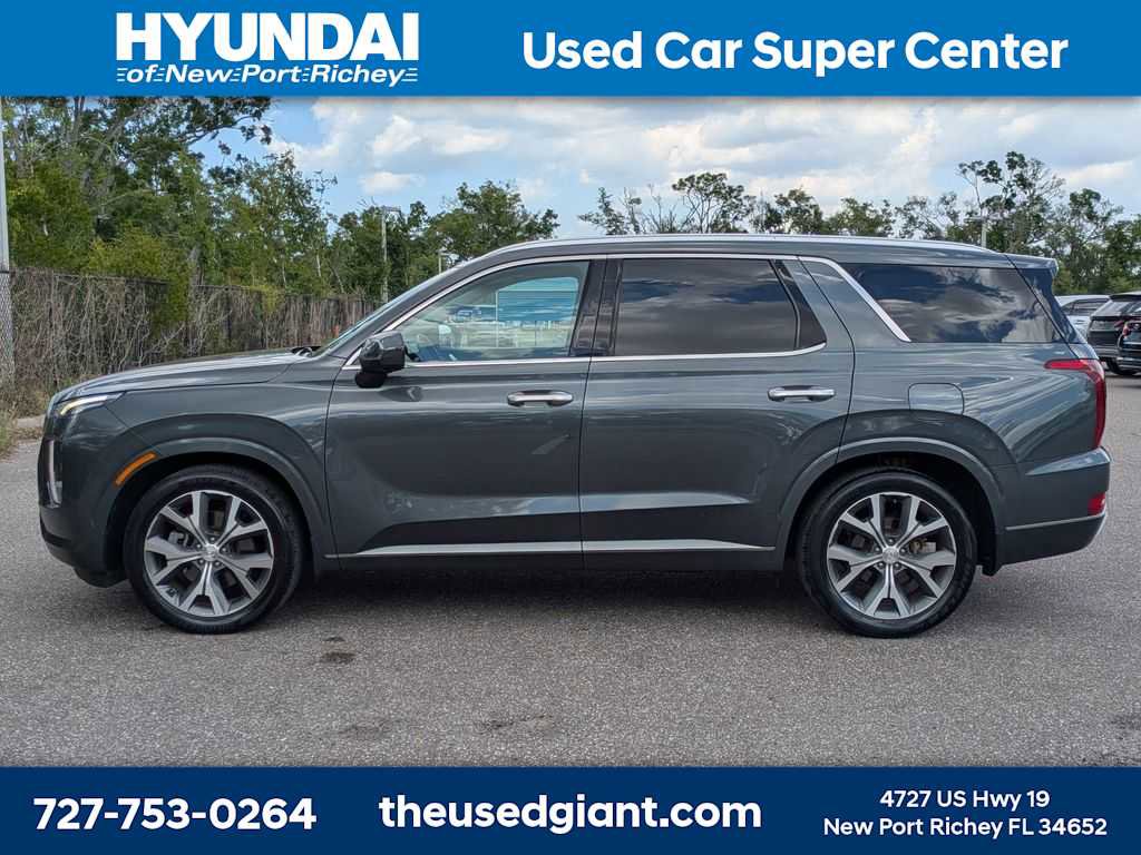 Used 2022 Hyundai Palisade Limited FWD image 2
