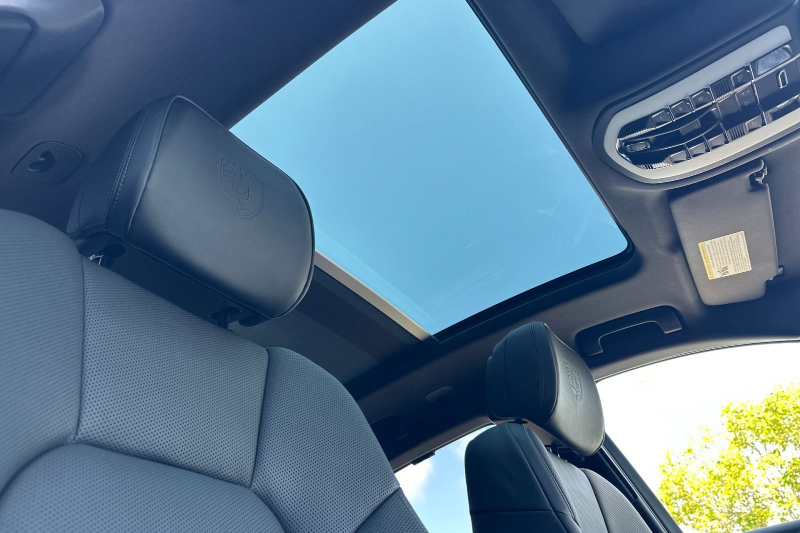 New 2026 Porsche Macan AWD/4WD image 19