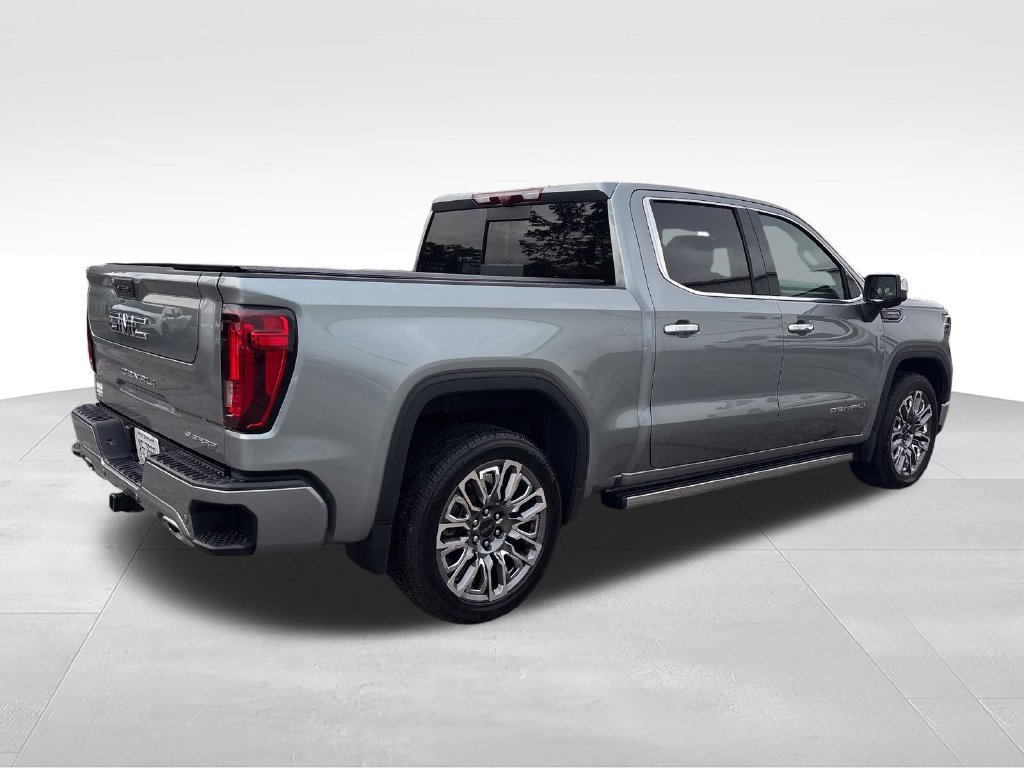 Used 2025 GMC Sierra 1500 Denali Ultimate AWD/4WD image 3