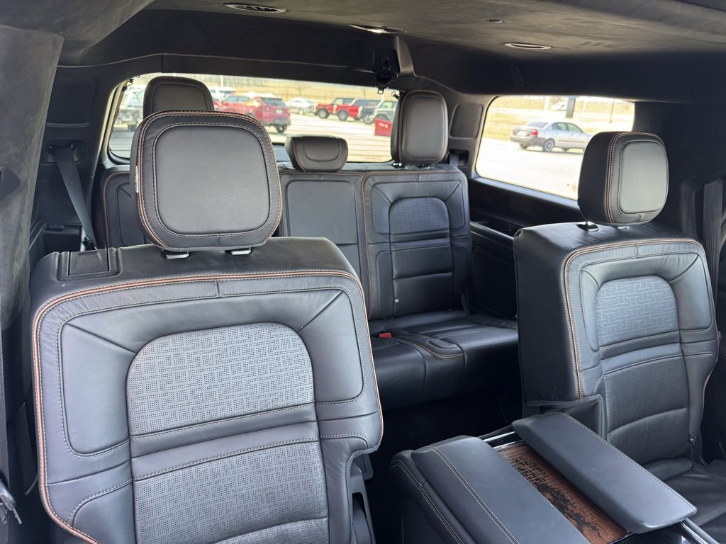 Used 2023 Lincoln Navigator Black Label image 24