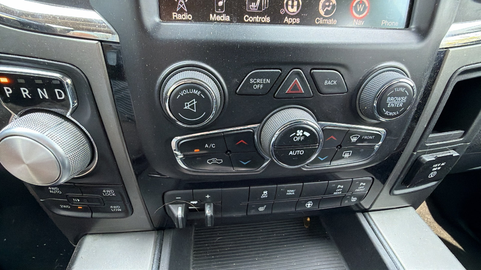 Used 2014 RAM 1500 Sport w/ Convenience Group AWD/4WD image 34