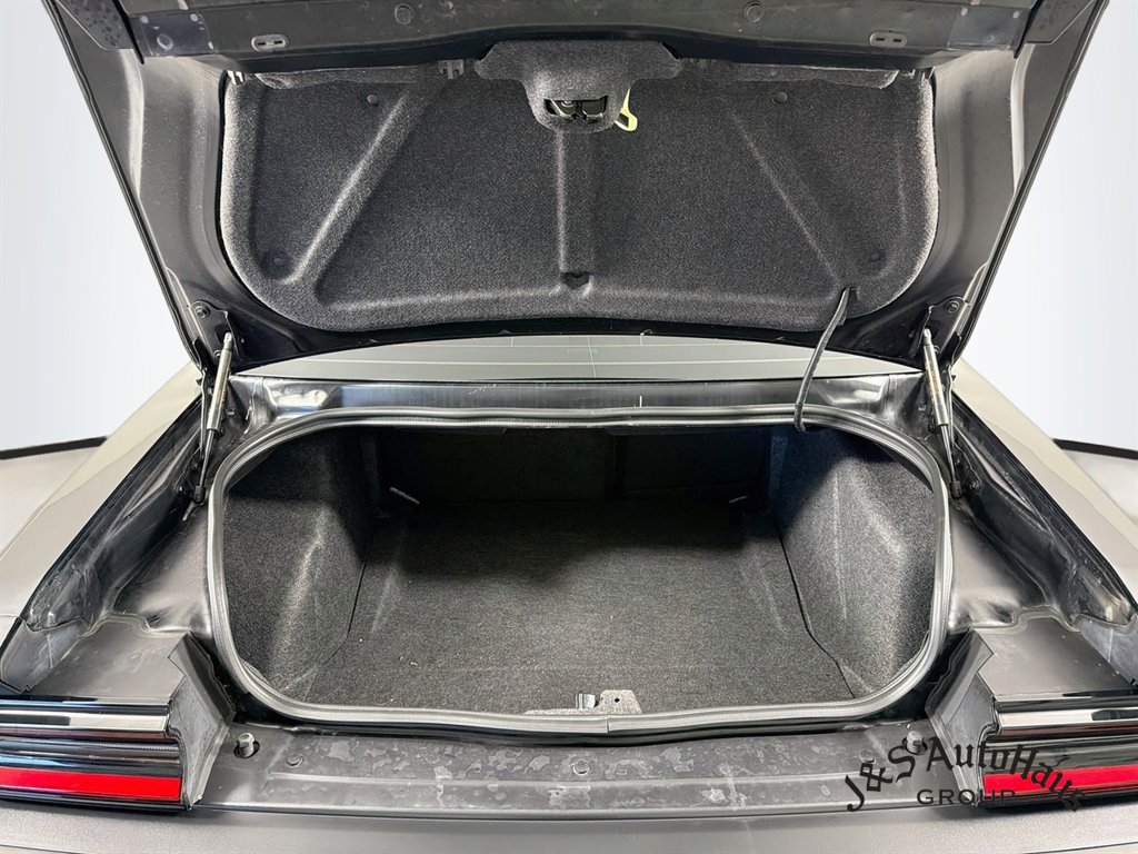 Used 2022 Dodge Challenger SRT Hellcat RWD image 32